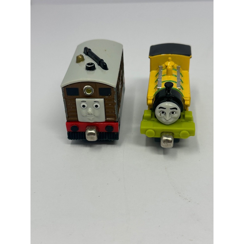 Thomas & Friends Victor Great Splash & Toby Take n Play Along 2009 Diecast